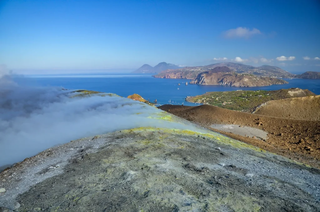 vapori sulfurei Vulcano Sicilia